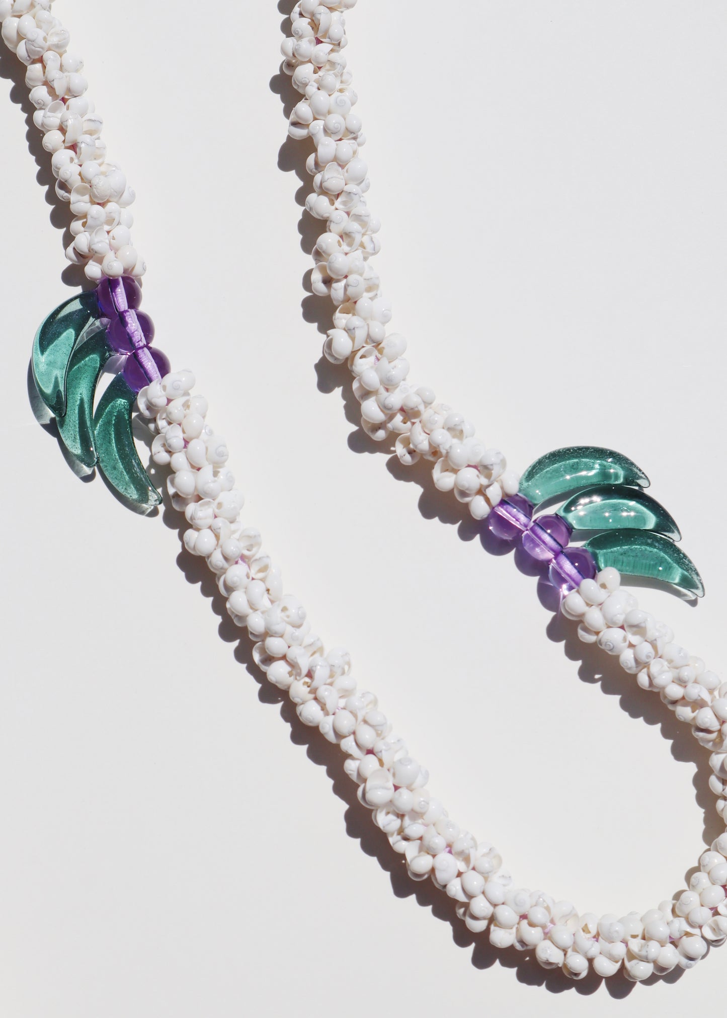 LIMITED EDITION COLOR ~ Blue Jade Mongo Shell Lei with 6 Pua