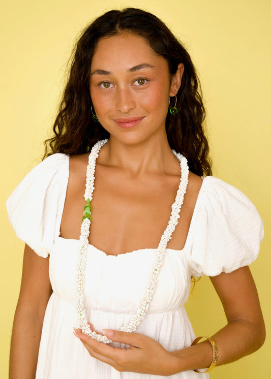 Pakalana Mongo Shell Lei with 3 Glass Pua