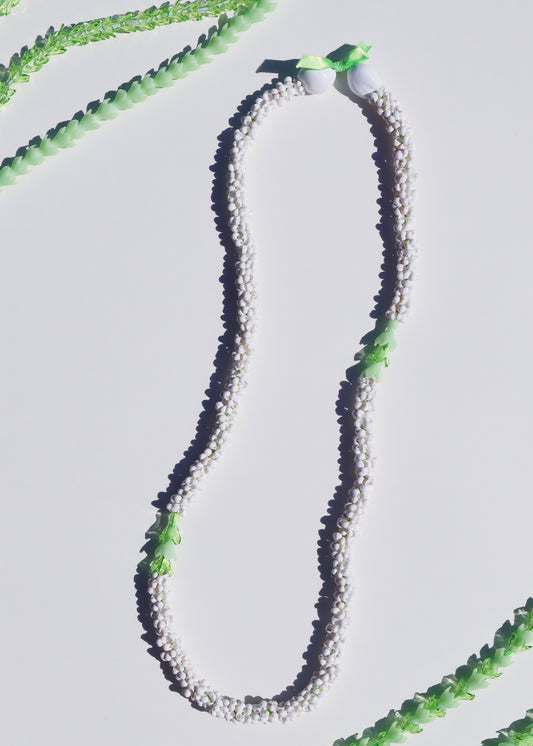 Pakalana Mongo Shell Lei with 6 Glass Pua