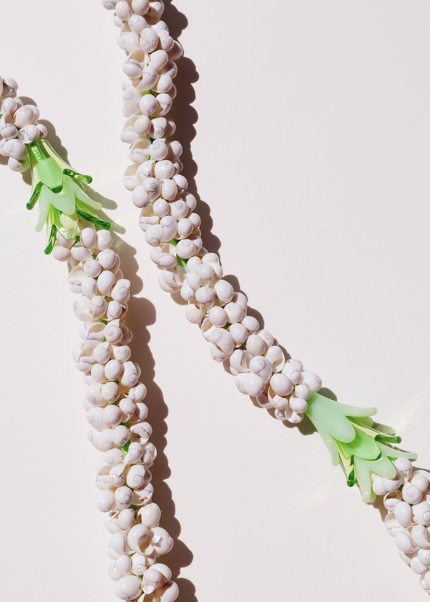 50% OFF - Pakalana Mongo Shell Lei with 6 Glass Pua