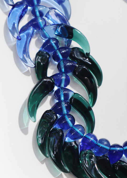 Perfectly Imperfect 40% OFF - Glass Blue Jade Mongo Shell Lei with 36 Pua