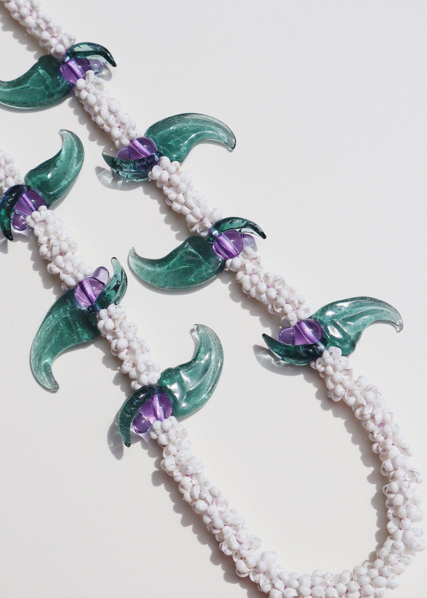 LIMITED EDITION COLOR ~ Blue Jade Mongo Shell Lei with 8 Pua