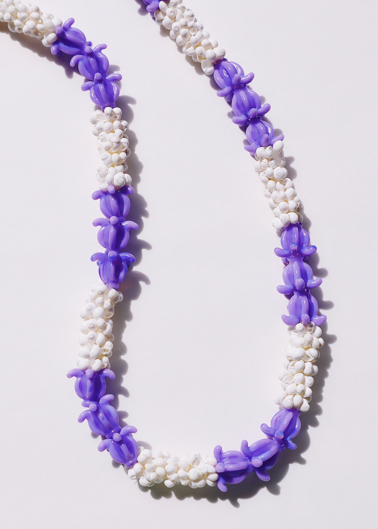 Crown Flower Lei with 21 Glass Pua