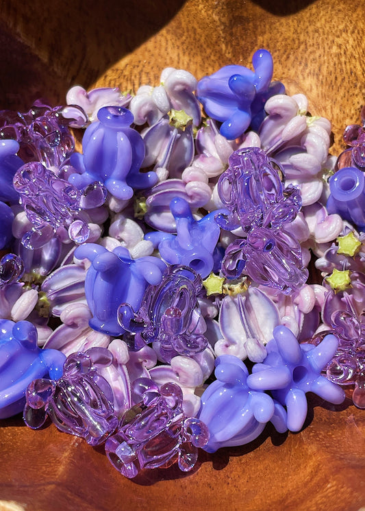 Single Pua Kalaunu Crown Flowers