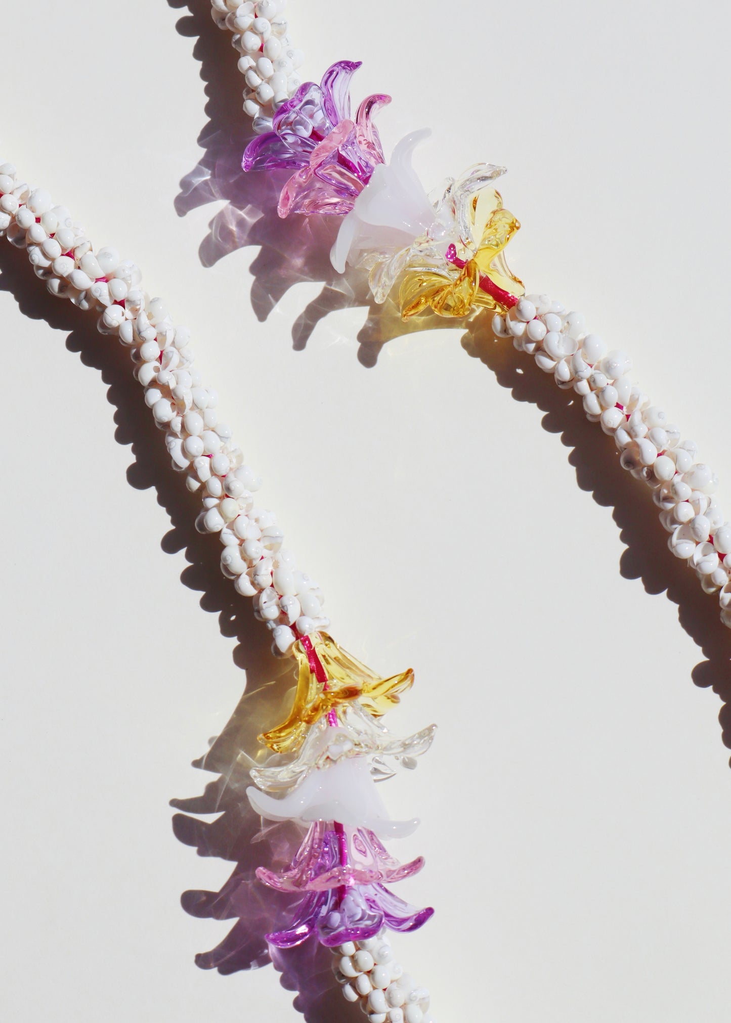 Mixed Color Glass Pua Melia Plumeria Mongo Shell Lei with 10 Pua