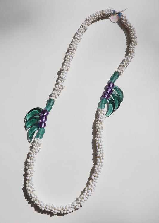Perfectly Imperfect 40% OFF - Glass Blue Jade Mongo Shell Lei with 6 Pua