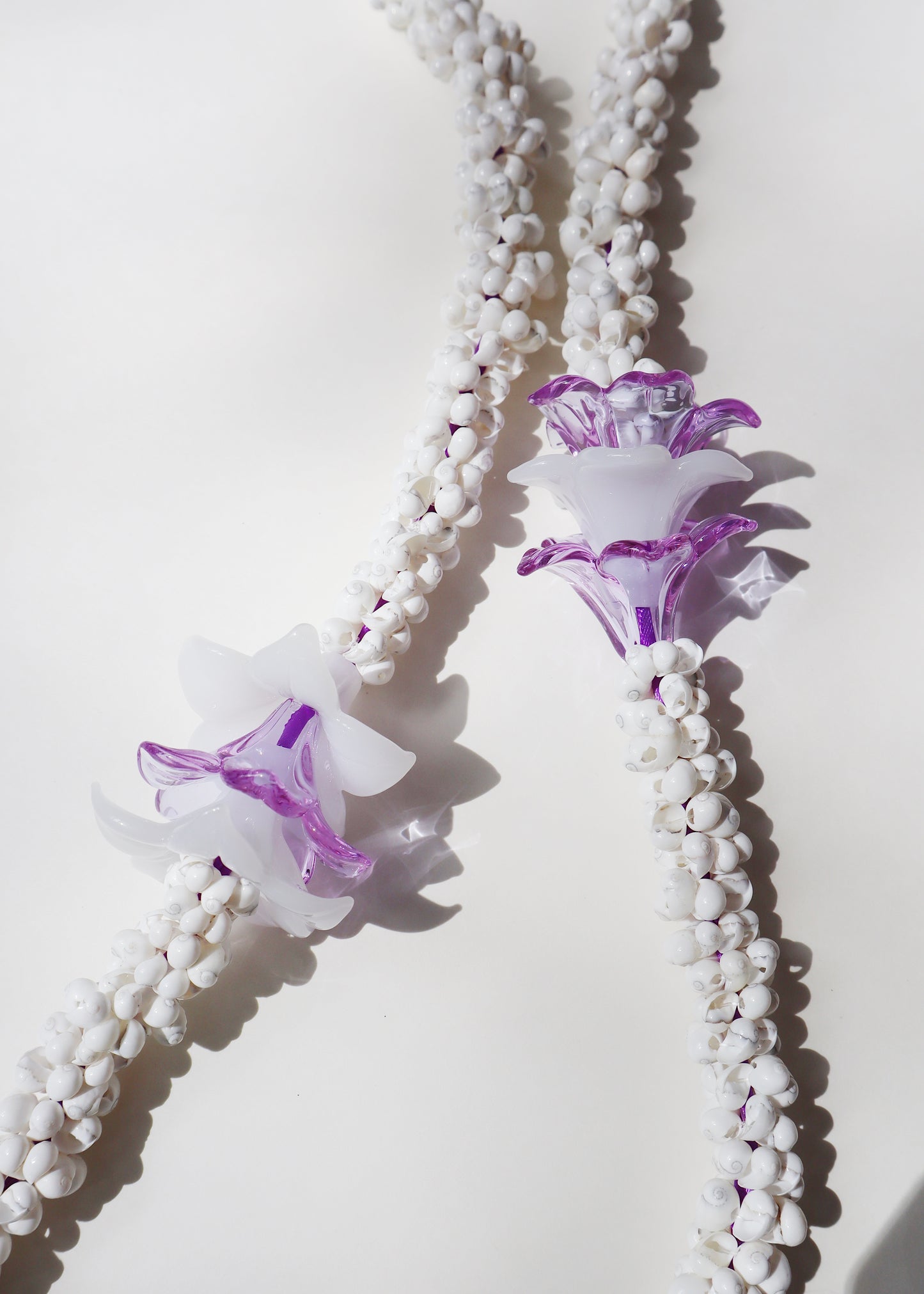 Perfectly Imperfect 40% OFF - Glass Pua Melia Plumeria Mongo Shell Lei with 6 Pua