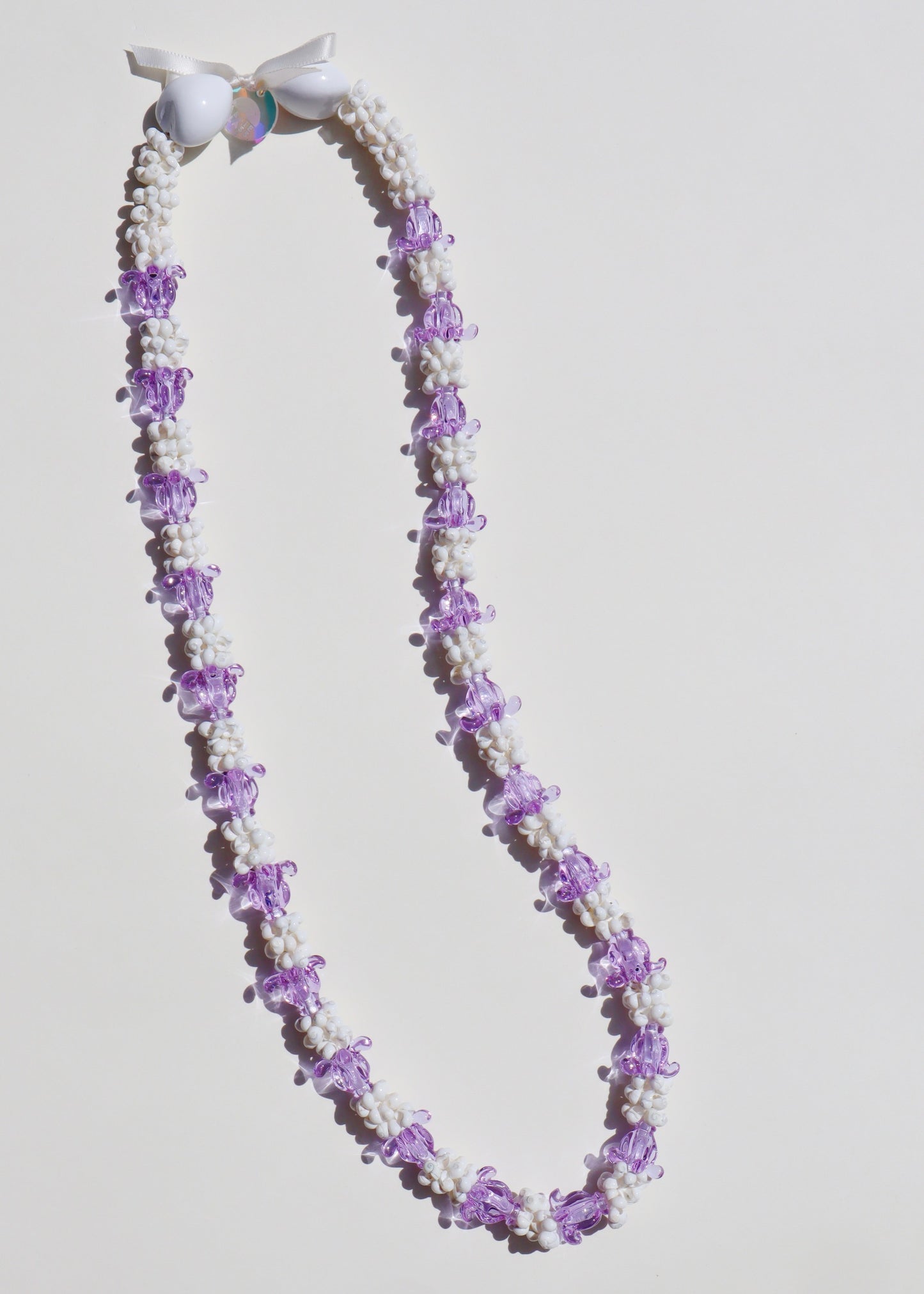 Perfectly Imperfect 40% OFF - Glass Crown Flower Mongo Shell Lei with 23 Pua