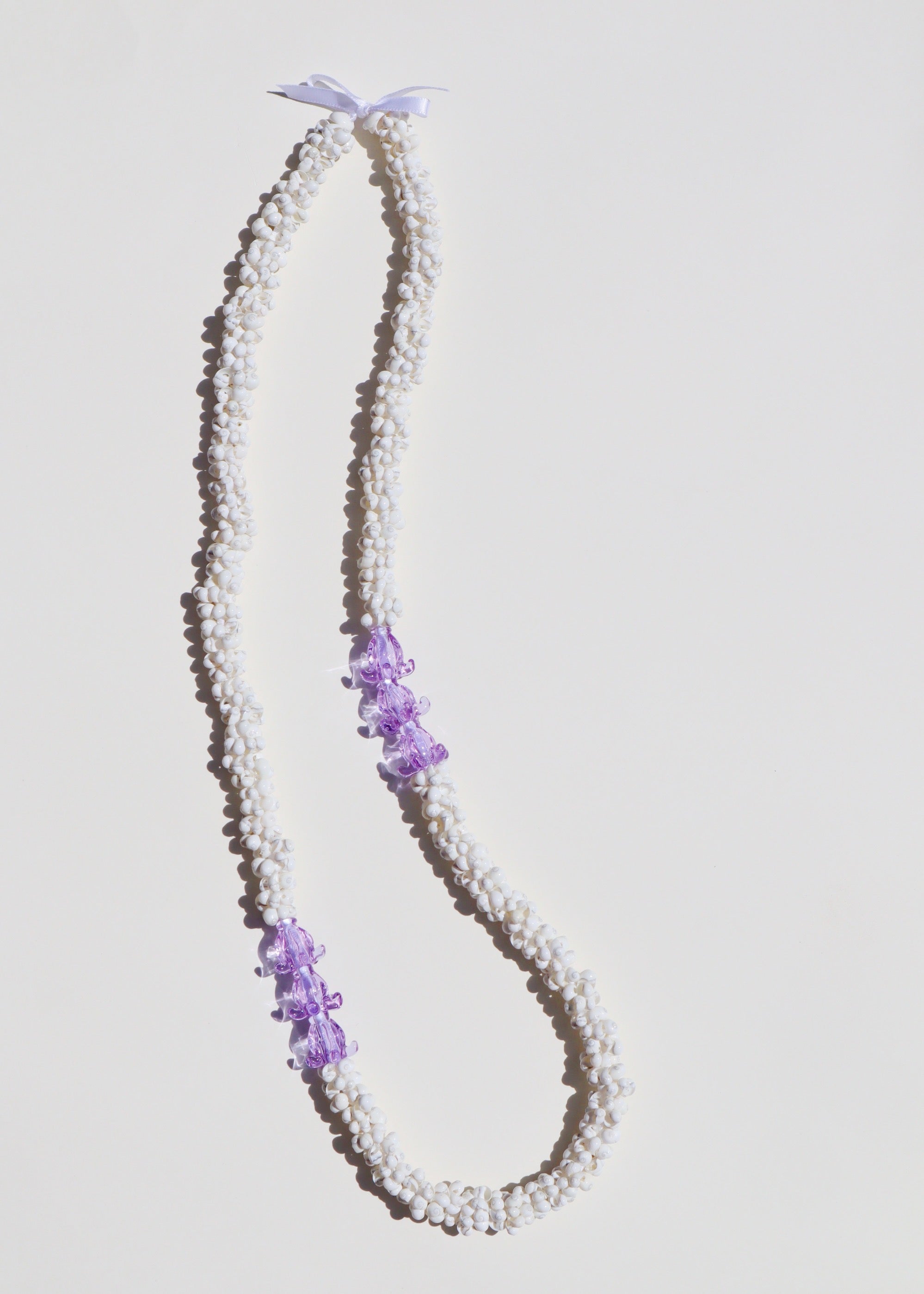Glass Crown Flower Mongo Shell Lei with 6 Pua – Arlie Pemberton