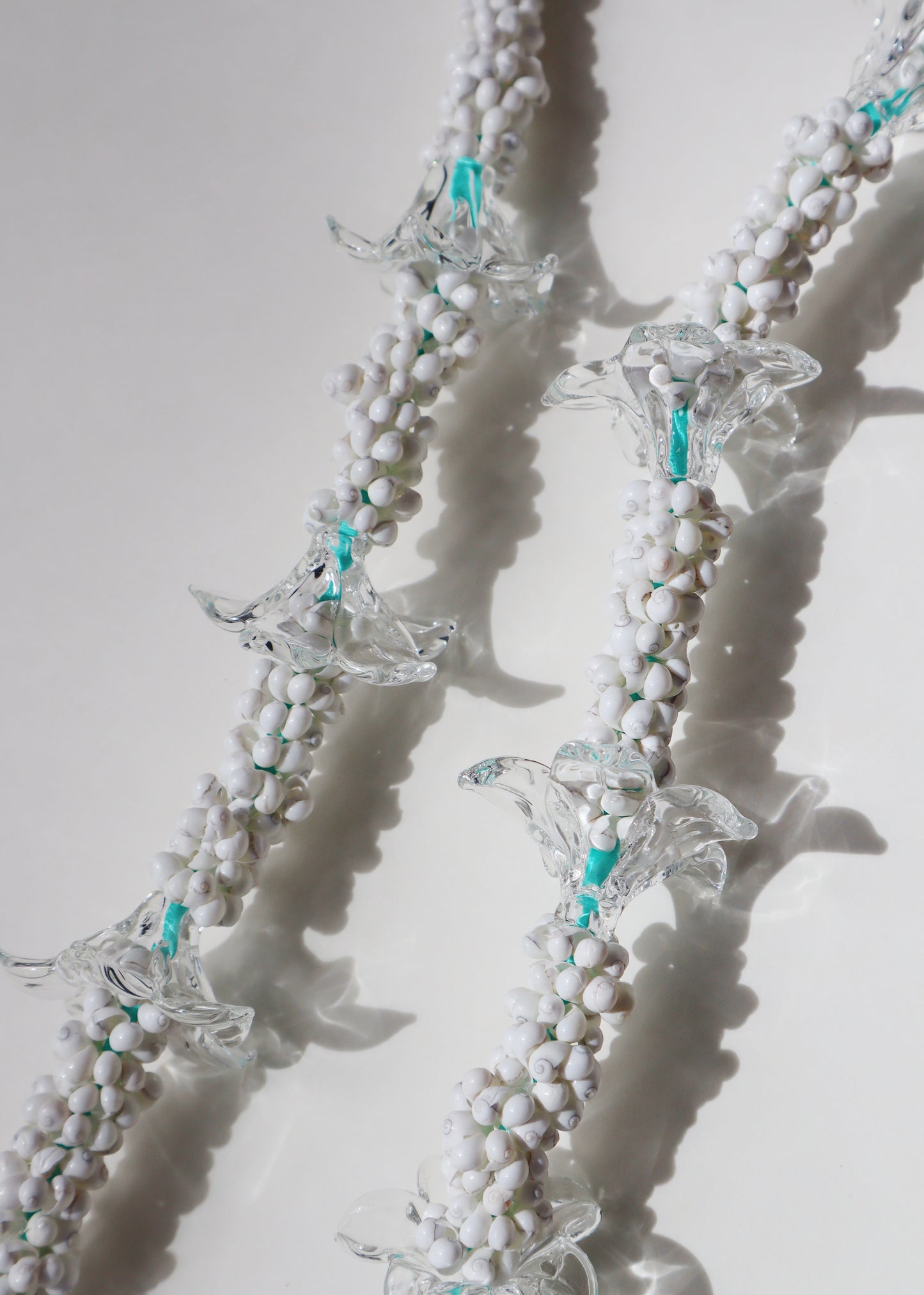 Perfectly Imperfect 40% OFF - Clear Glass Pua Melia Plumeria Mongo Shell Lei with 11 Pua