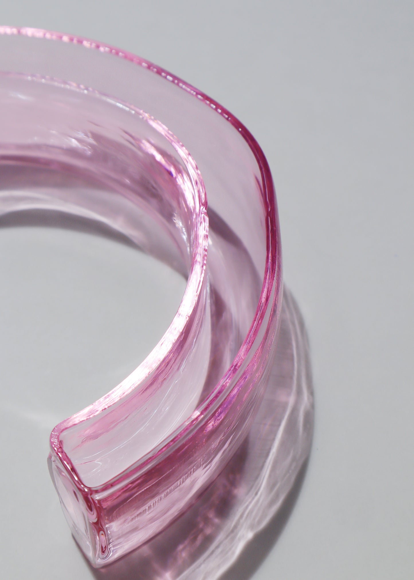 Perfectly Imperfect 40% OFF - Medium Rainbow Pua Vase - Pink