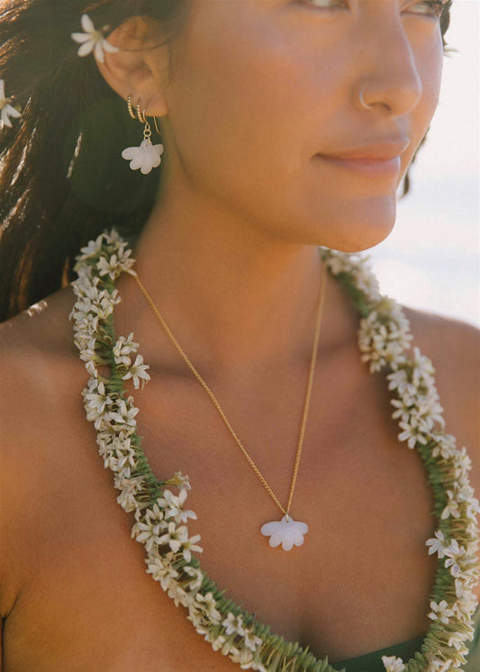 Naupaka Single Drop Earrings