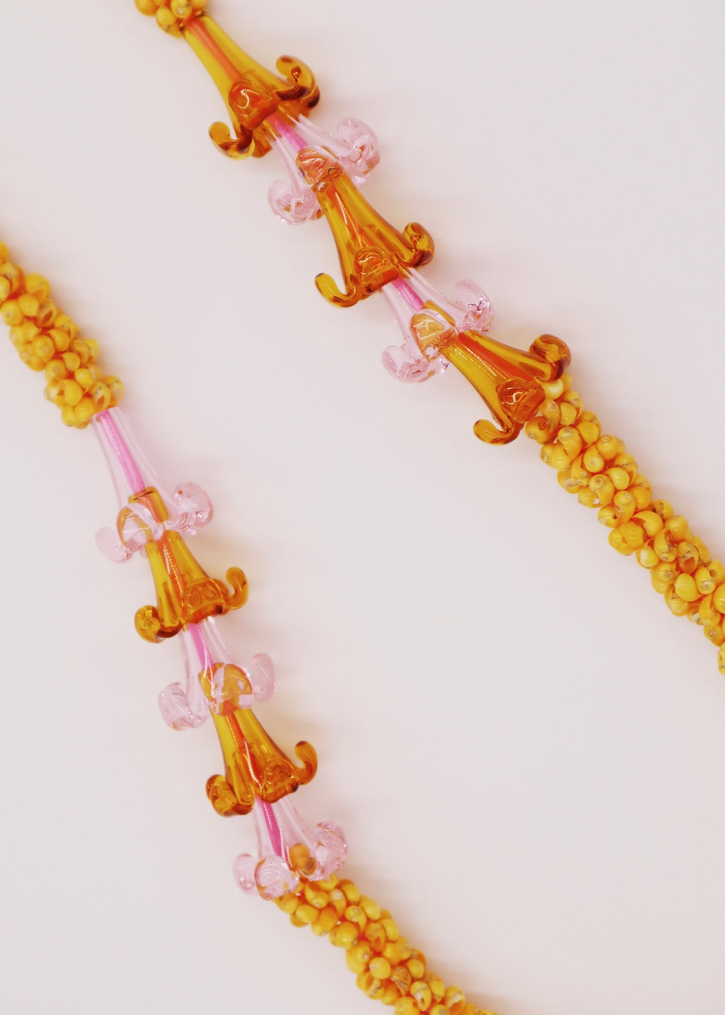 Perfectly Imperfect 40% OFF - Glass Puakenikeni Mongo Shell Lei with 10 Pua
