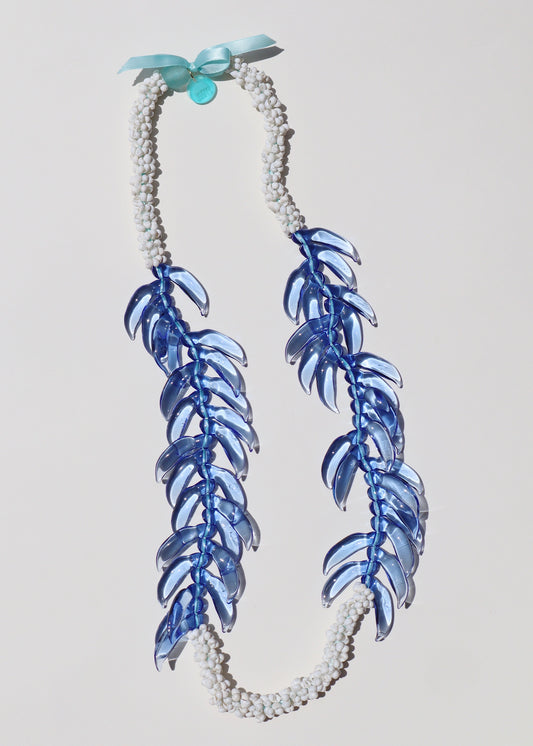 Blue Jade Mongo Shell Lei with 50 Glass Buds