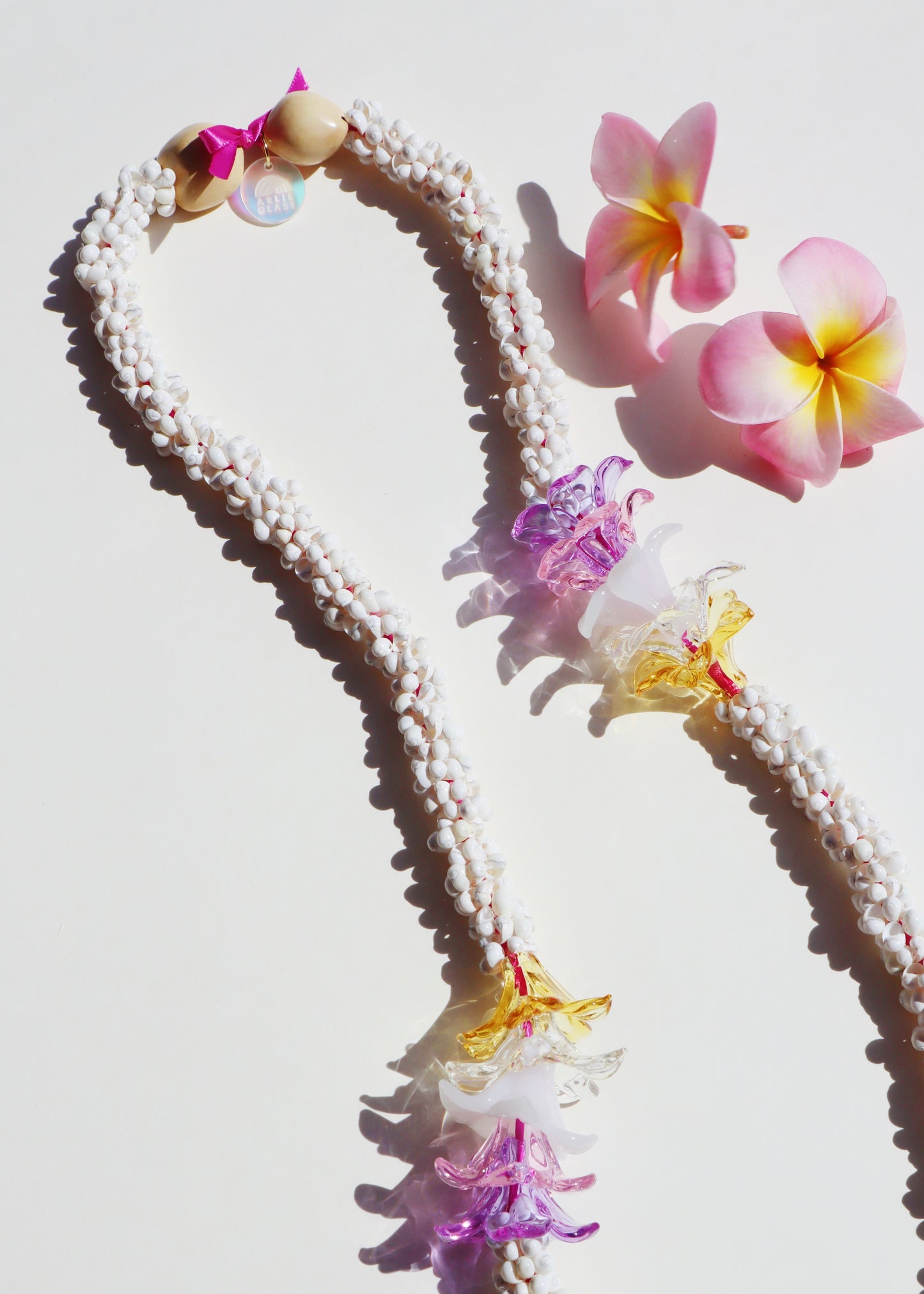 Mixed Color Glass Pua Melia Plumeria Mongo Shell Lei with 10 Pua