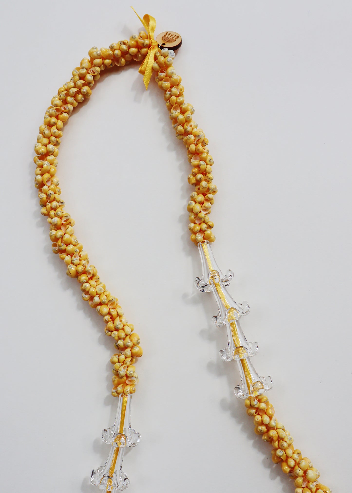 Perfectly Imperfect 40% OFF - Clear Glass Puakenikeni Mongo Shell Lei with 8 Pua