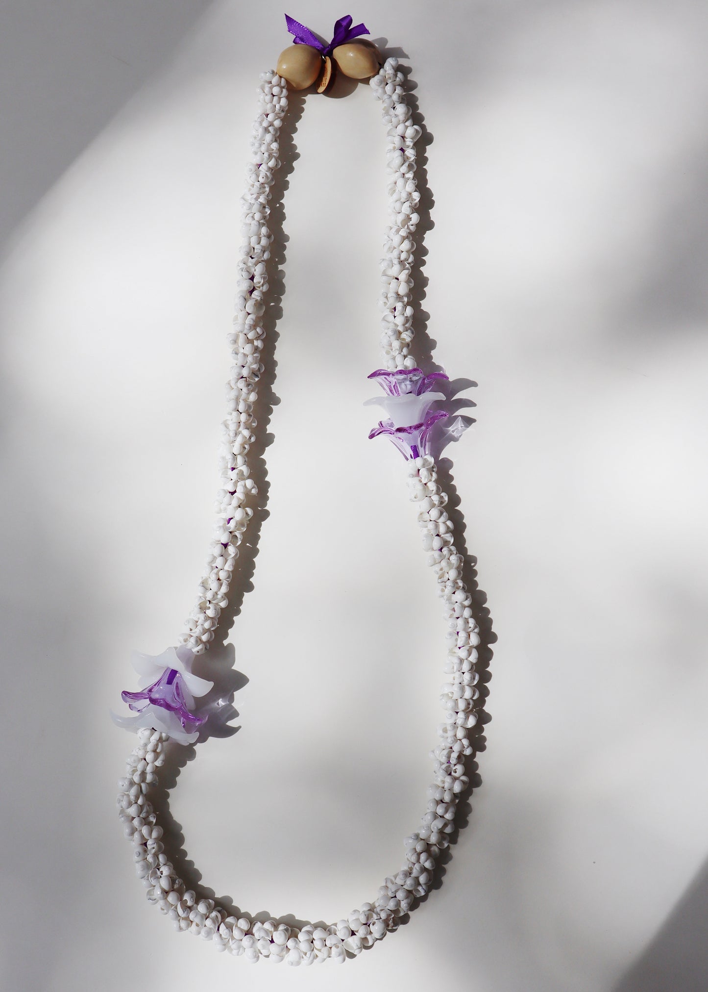 Perfectly Imperfect 40% OFF - Glass Pua Melia Plumeria Mongo Shell Lei with 6 Pua