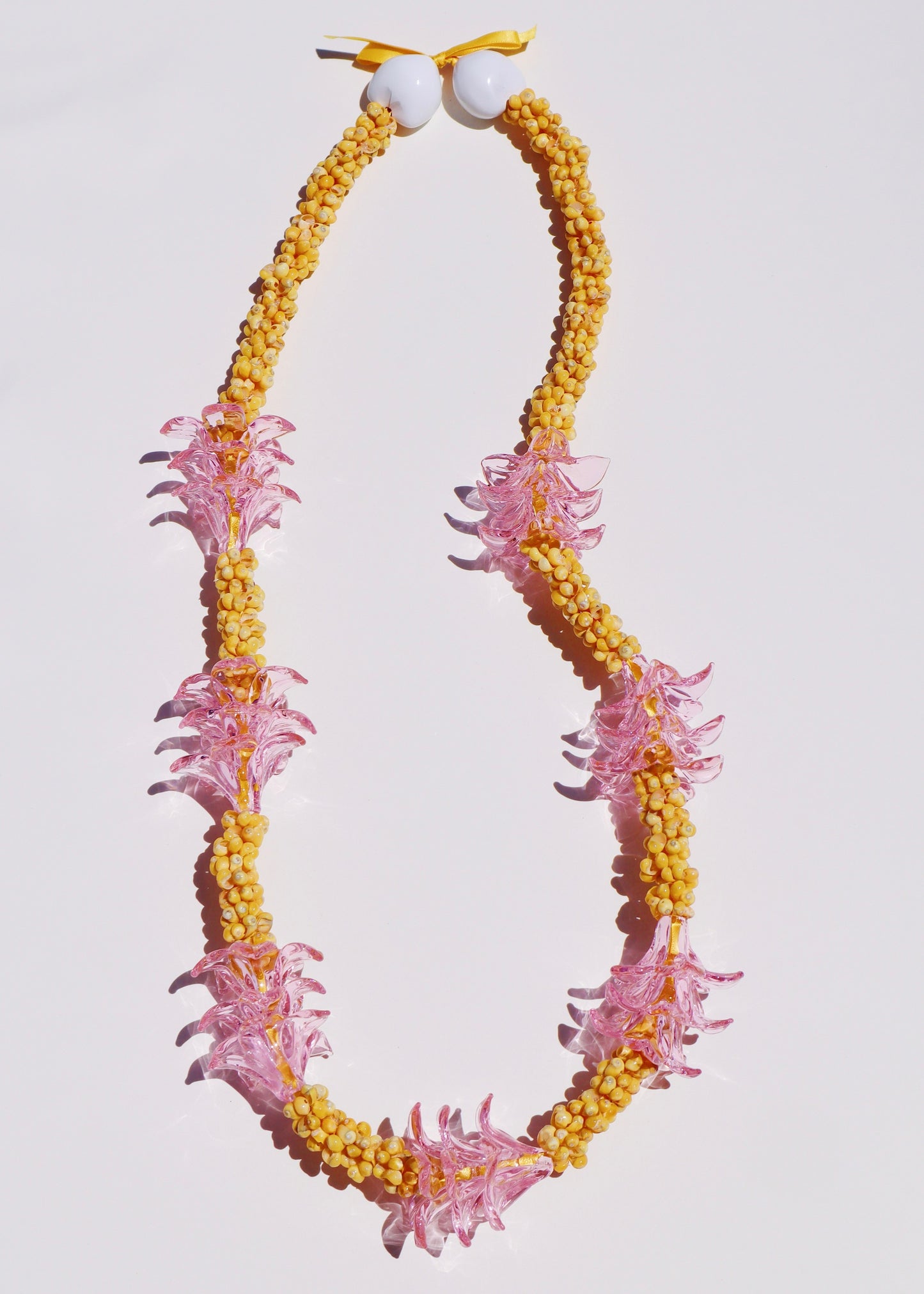 Pua Melia Plumeria Mongo Shell Lei with 21 Pua