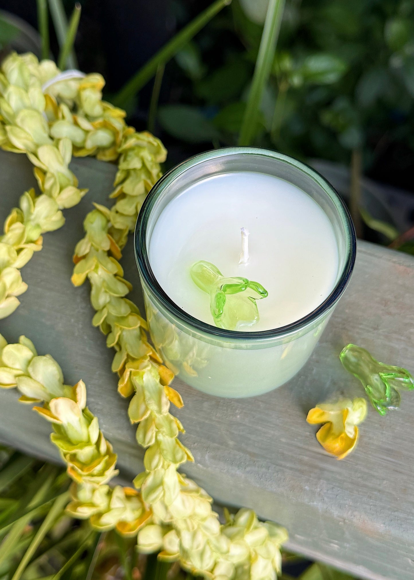 Jules & Gem X Arlie Glass - 3oz Candle Pakalana