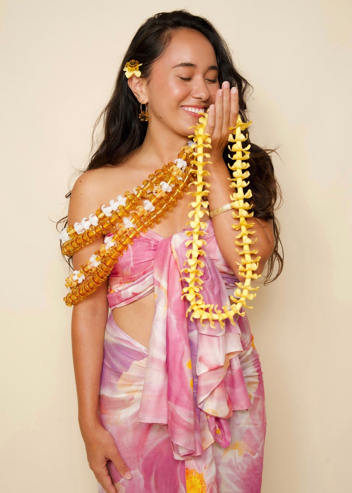 Full Mixed Color Glass Puakenikeni Lei with 58 Pua