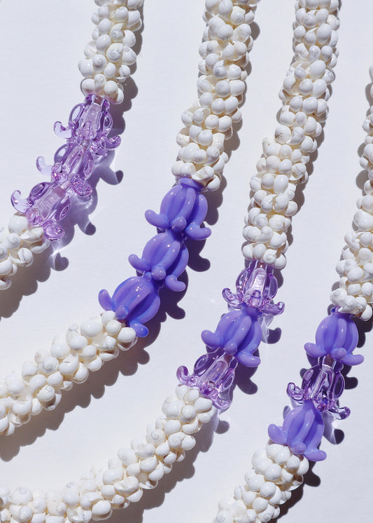 Crown Flower Mongo Shell Lei with 3 Glass Pua